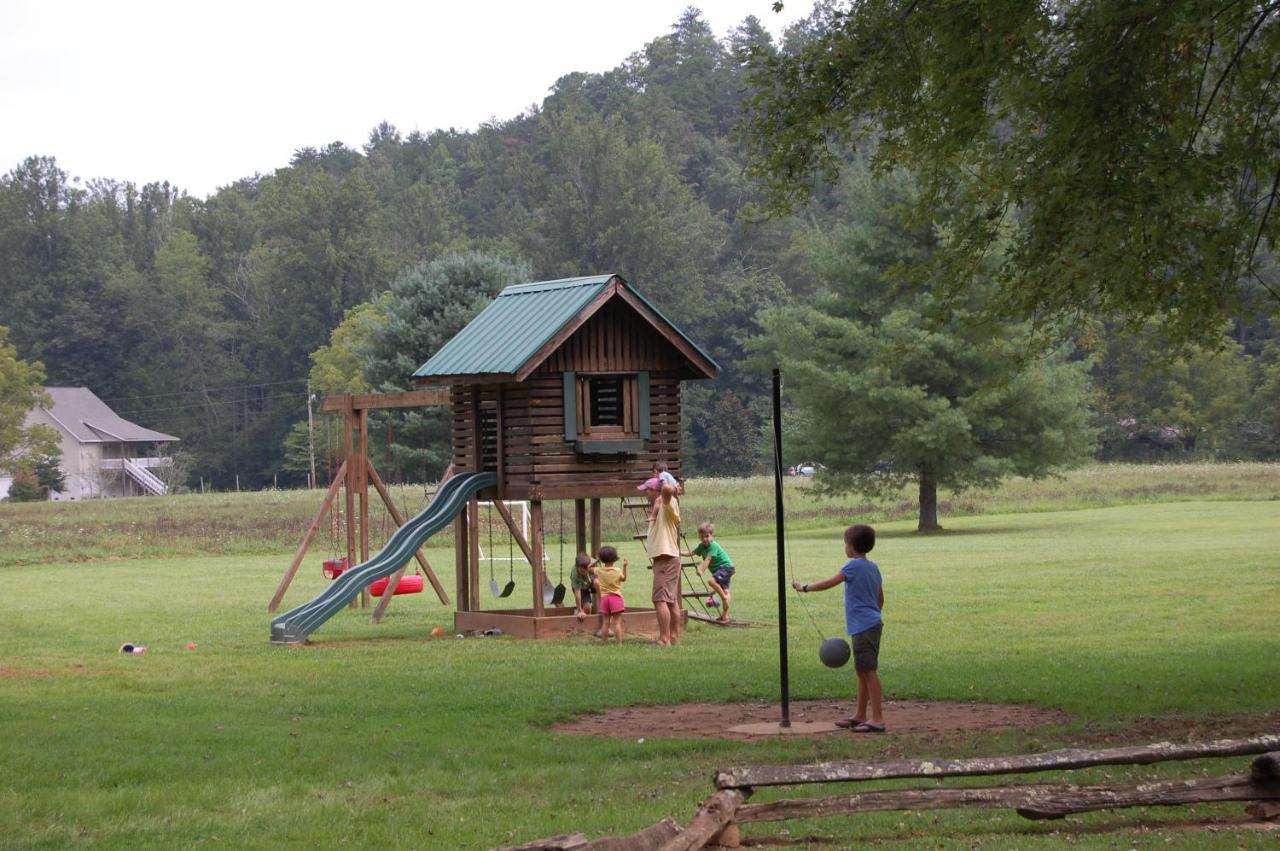 Mountain Springs Cabins Candler Esterno foto